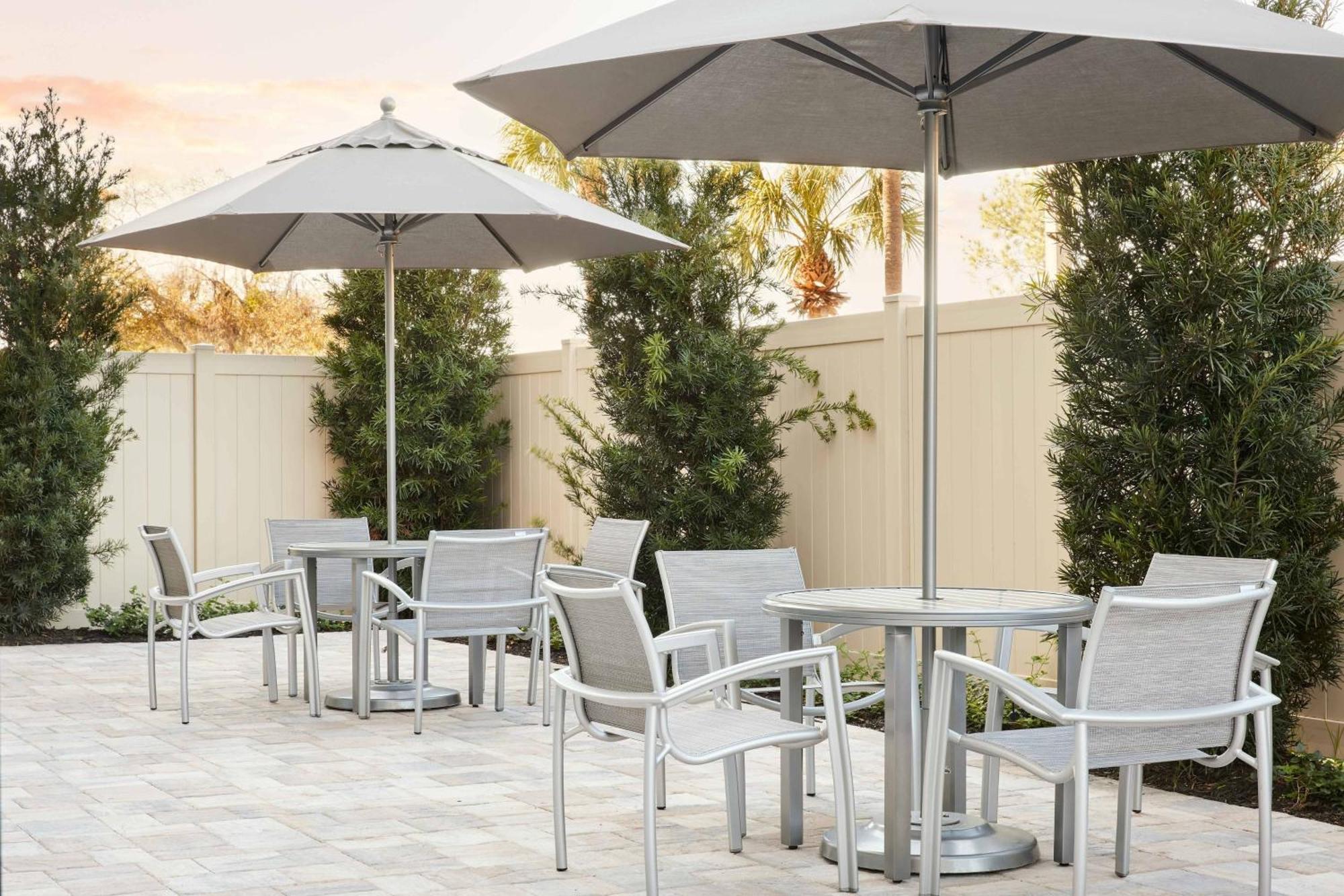 Towneplace Suites By Marriott Tampa Casino Area Orient Park Exterior foto